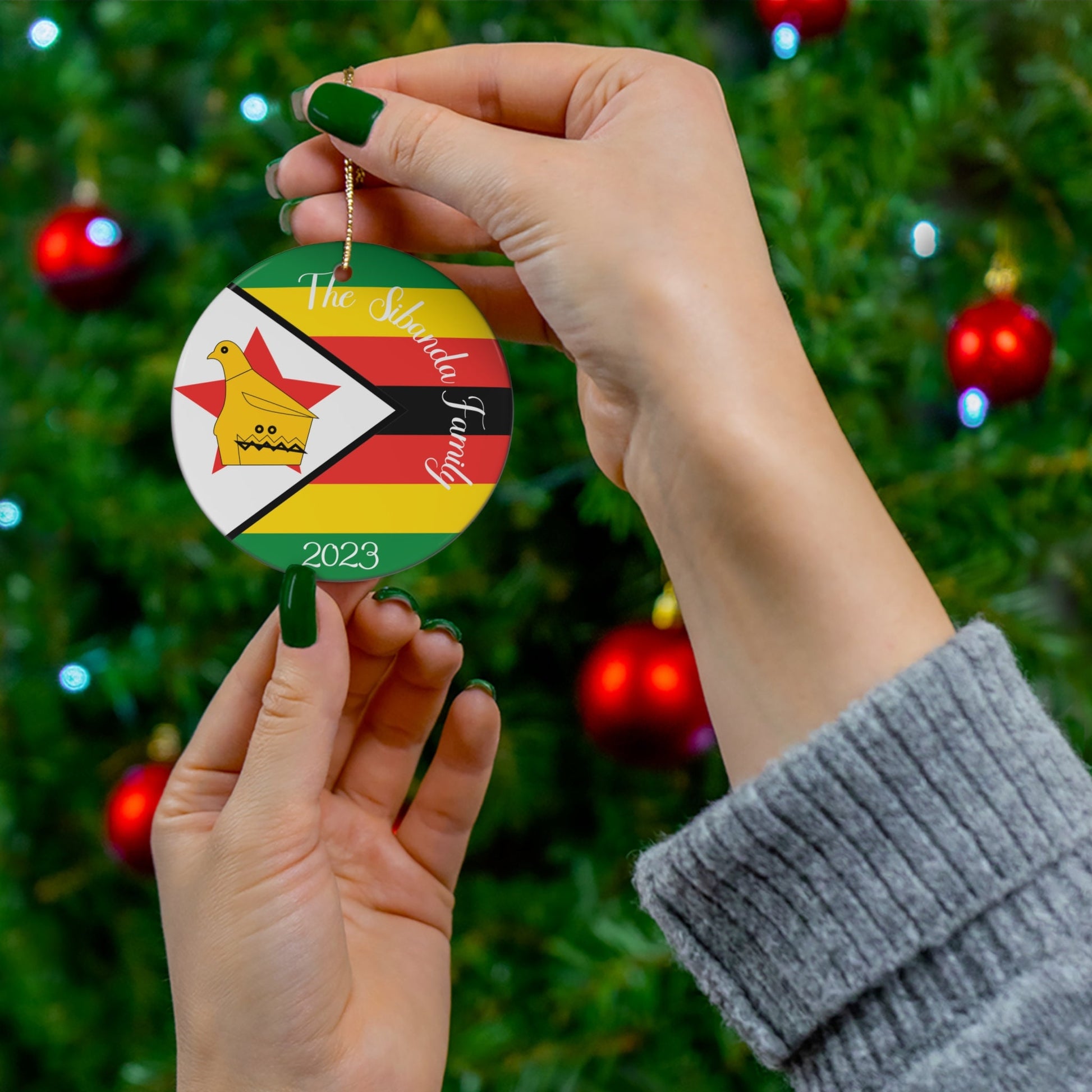 Personalized Zimbabwe Ceramic Christmas Ornament Zimbabwean Flag Round Porcelain Gift Custom Holiday Decoration World Heritage Travel Themed