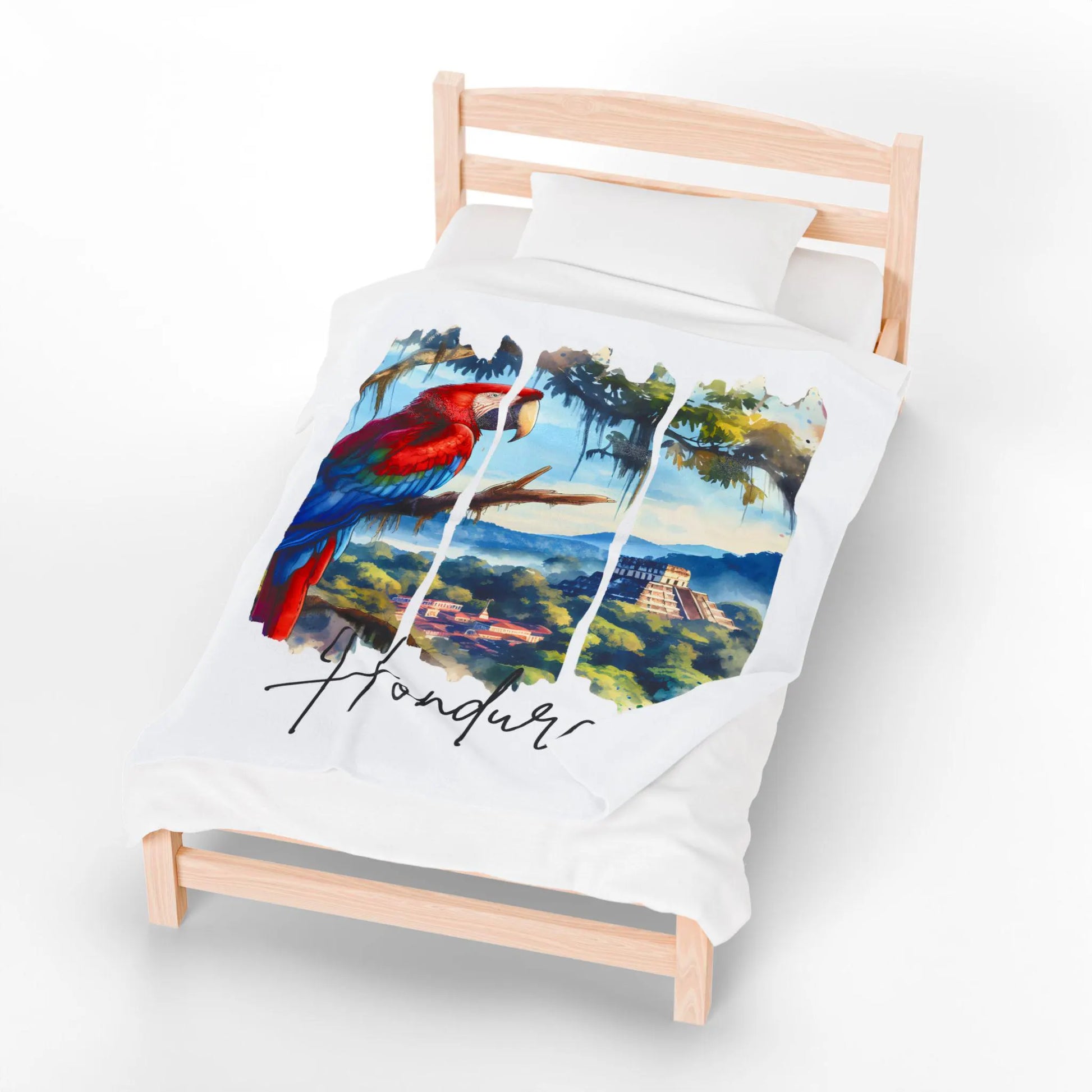 Honduras Plush Velveteen Blanket, Honduran Home Decor, Travel Gift, Housewarming Gift, Honduras Souvenir, Honduran Blanket,Cozy Latina Throw